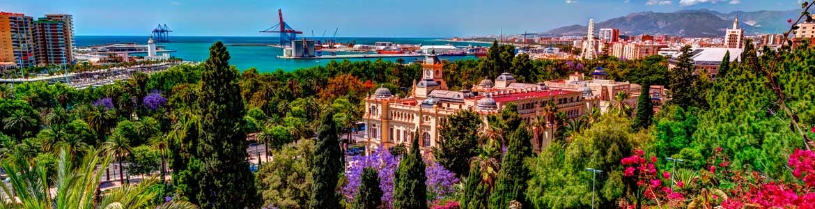 Flygfoto över Malaga taget från slottet Gibralfaro