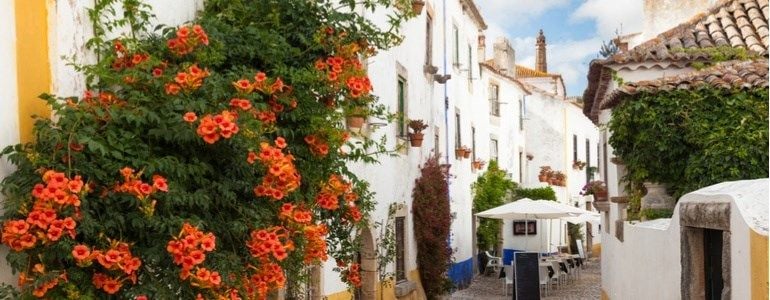 Castelo de Óbidos e Vila Natal em Portugal