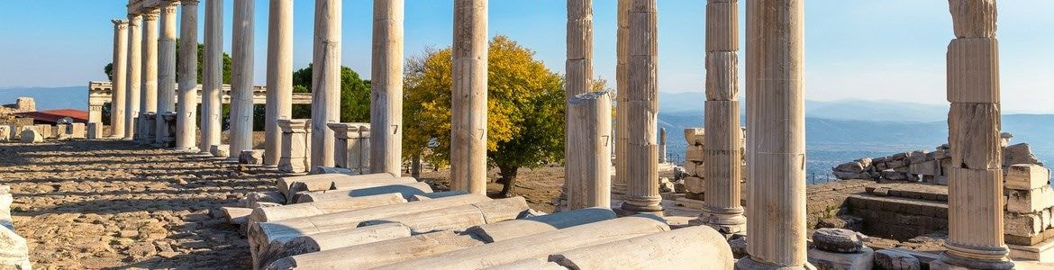 Mietwagen in Athen Säulen des Zeus