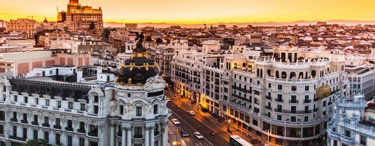 Tips to park your rental car in Madrid and not die trying