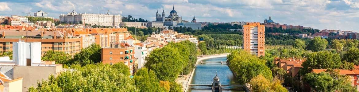 alugar um carro em madrid 