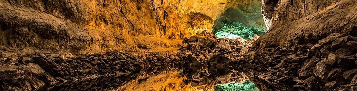 Cuevas de los verdes (hulene los verdes) rute i bil på Lanzarote