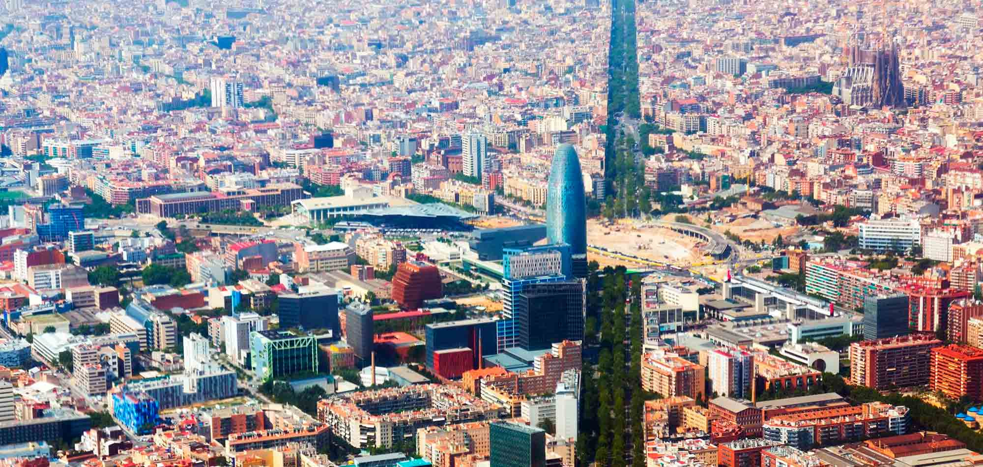 Барселоне, проспект Диагональ- площадь Глориес