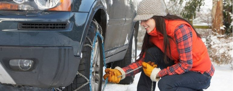 How to fit snow chains on your car tires