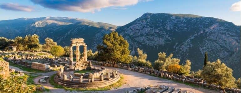Car hire in Athens