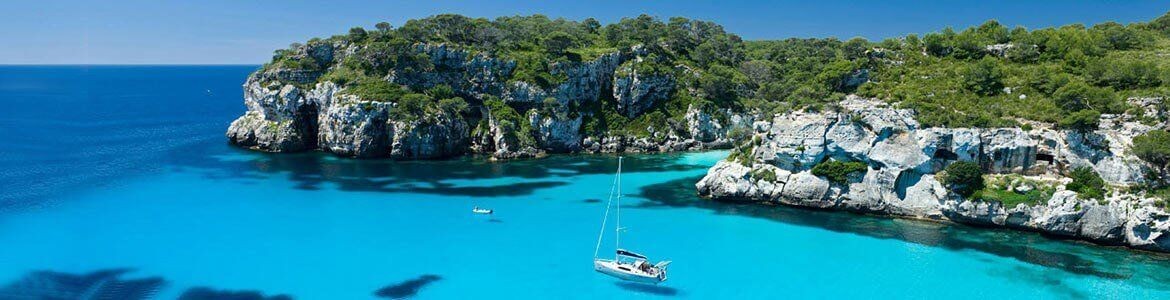 melhores praias menorca com veículo de aluguer