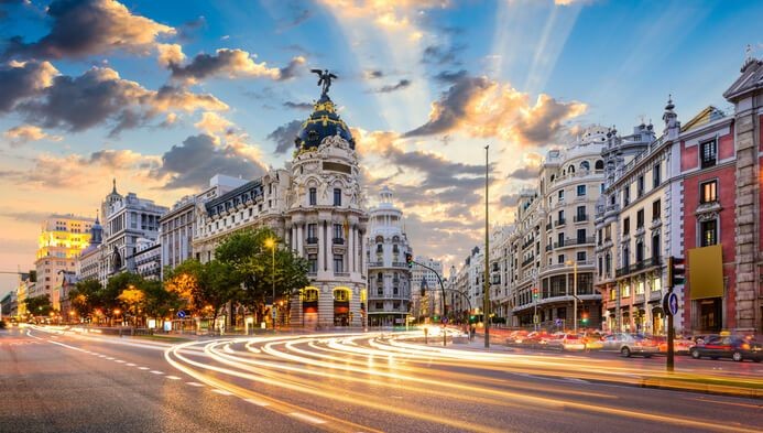 Free parking areas: Park for free in Madrid