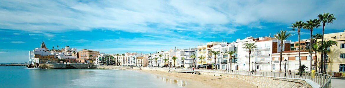 Sitges platges barcelona lloguer cotxe 7 places